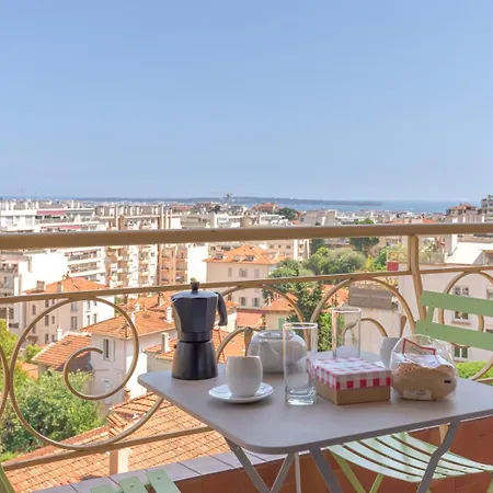 Apartment Apt Lumineux Vue Sur Mer Cannes